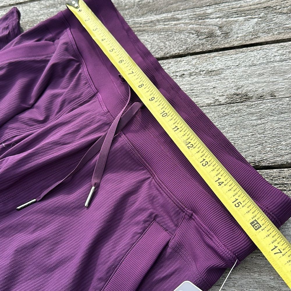 Lululemon Dance Studio Mid-Rise Pant dramatic magenta purple NWT Size 10 - Picture 4 of 6